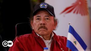 Ortega cierra Save the Children y otras 14 organizaciones – DW – 08/01/2025