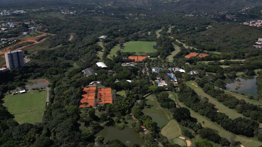 Polémica por devolución de $ 2.242 millones de impuesto predial al Club Campestre de Cali: caso pasó ante Fiscalía
