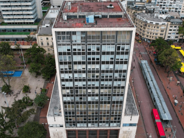 Presidente Petro designa dos nuevos miembros de junta del Banco de la República | Gobierno | Economía