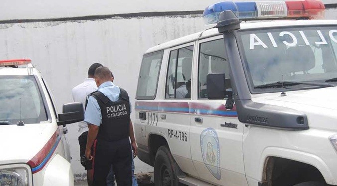 Preso hombre por golpear y amenazar de muerte a su pareja