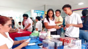 Reinician el año escolar con jornada médica