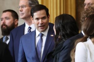 Senado de EE.UU. confirma a Marco Rubio como nuevo secretario de Estado