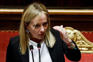 Socio de Gobierno de Giorgia Meloni quiere retirar a Italia de la OMS, como Donald Trump - AlbertoNews