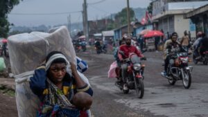Temor y disparos; rebeldes apoyados por Ruanda se apoderaran de mayor ciudad del este del Congo