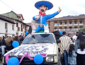 Tópaga celebra este martes su desfile de muñecos de Año Viejo