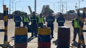 Tranquilidad y baja afluencia en la frontera por cierre tras posesión de Nicolás Maduro