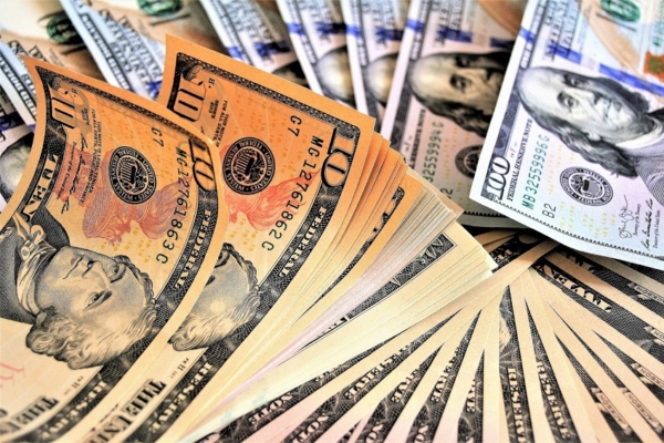 Trump anuncia inversión emiratí por US$ 20.000 millones en centros de datos en EEUU