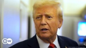 Trump inicia mandato con índice de aprobación de 47% – DW – 31/01/2025