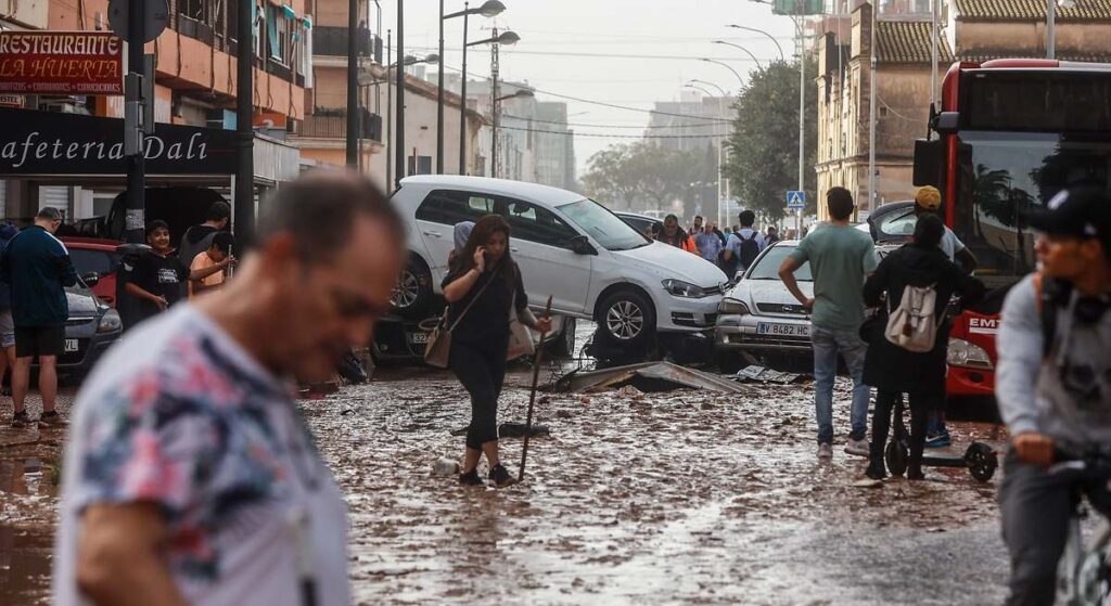 Valencia moviliza más de 130 millones a acciones en sanidad y servicios sociales para afectados por la dana