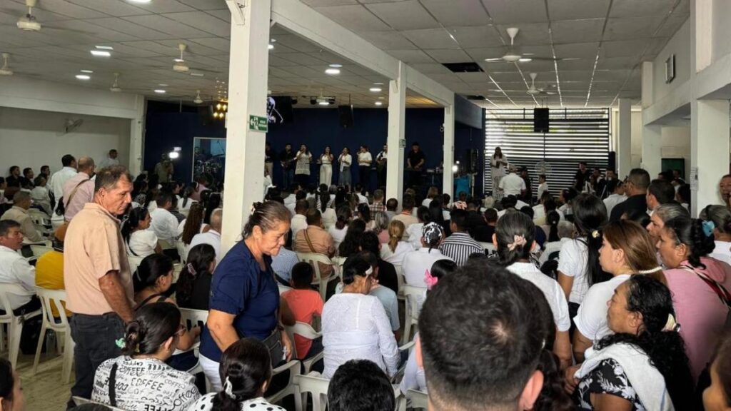 asistentes al sepelio recibieron llamadas exigiendo dinero