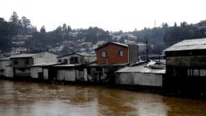 fuertes lluvias ya afectaron a 16.000 familias y provocaron 16 muertes