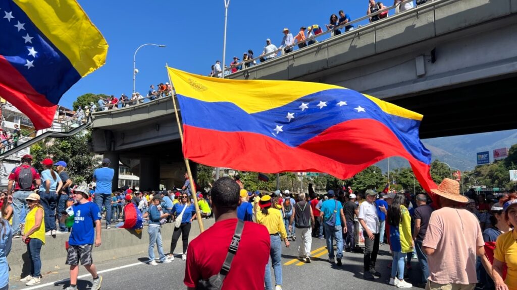 las emociones de opositores un día después de juramentación de Maduro