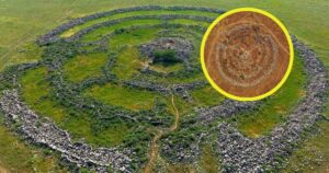 un hallazgo reescribe la historia de Rujm el-Hiri en Siria y su antiguo círculo de piedras del Golán