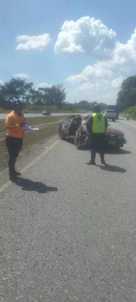 vuelco de vehículo en la Autopista Sur de Valencia