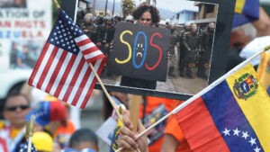 ¿Qué deben hacer los migrantes ante medidas de Trump?