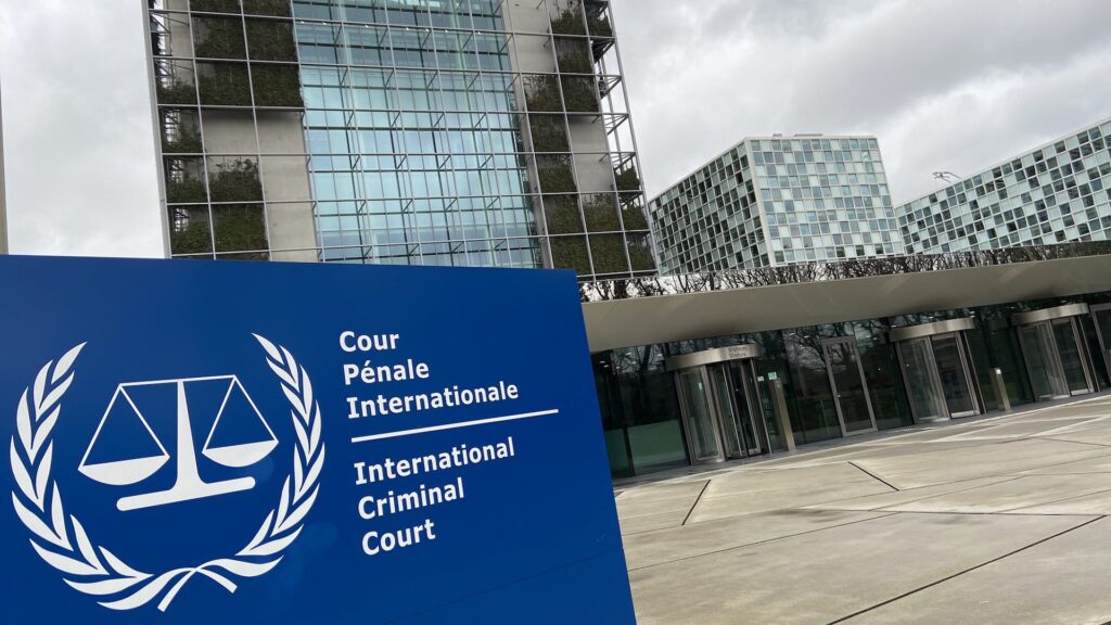 Trump firmará una orden ejecutiva para sancionar a la Corte Penal Internacional
