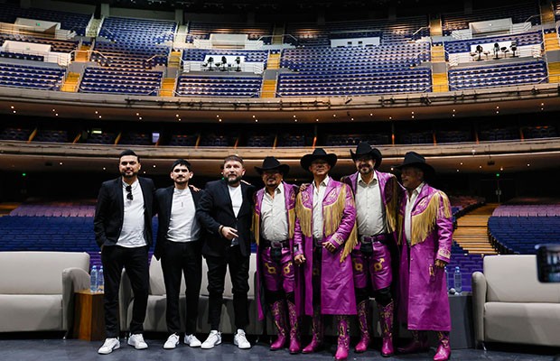 La Banda El Recodo podría hacer un homenaje a la fallecida Paquita la del Barrio