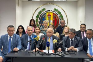 AD judicializada postulará candidatos para regionales a través del "centro unitario"