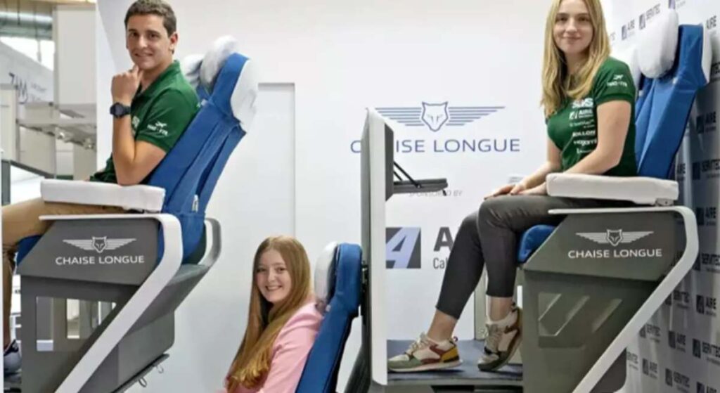 Airbus abre la polémica de los aviones con asientos a dos niveles hechos en España: ¿Revolución o pesadilla aérea?