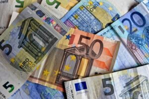 Banca y Negocios