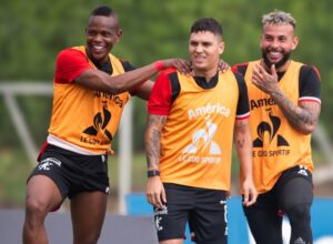 Frente a Santa Fe, América podría cambiar de estadio - Foto: Tomada de @AmericadeCali