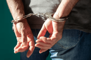 Atrapado solicitado por homicidio