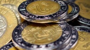 Banxico reduce a 0.6% su pronóstico de crecimiento del PIB y alerta posible contracción