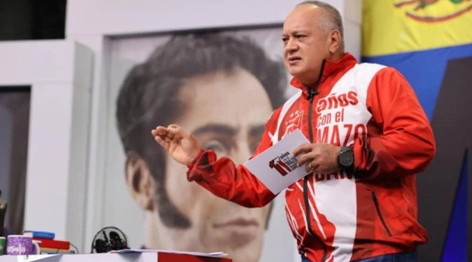 Cabello aseveró que 17 deportados tenían cuenta con la justicia