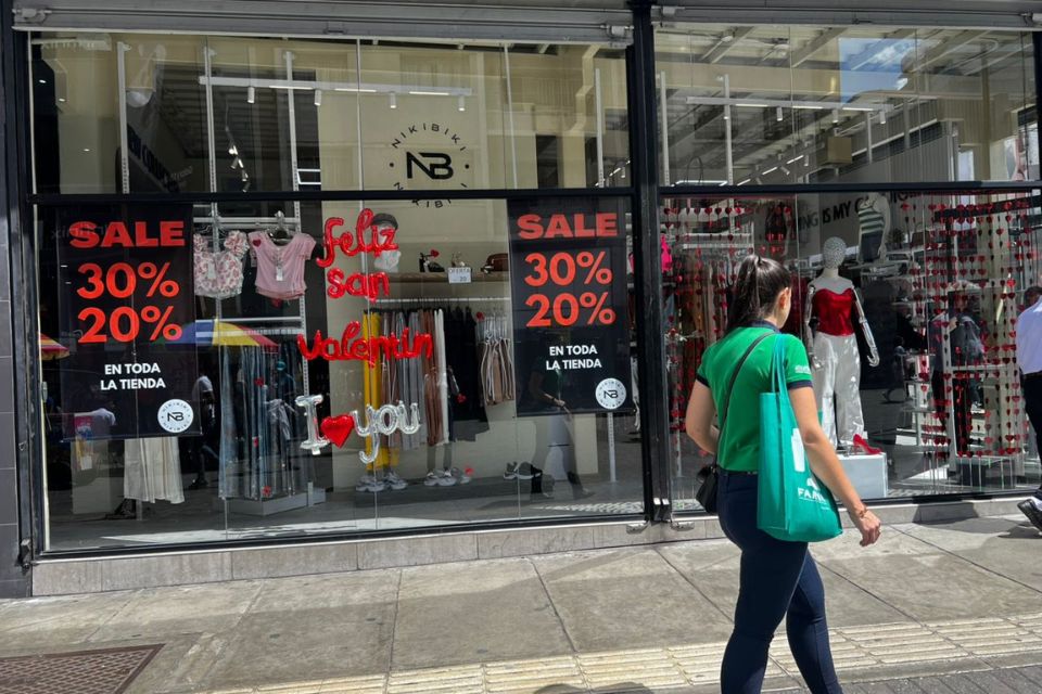 Comercios apelan a San Valentín para levantar la racha de pocas ventas que dejó enero