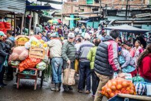 Descontrol en el mercado El Potrerillo
