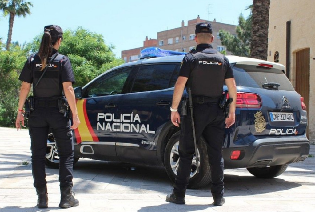 Desmantelan en España a banda que explotaba a venezolanas y colombianas