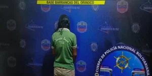 Detenida mujer que agredió a su hija con un cable (+Video)