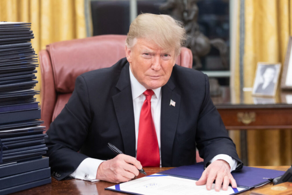 Donald Trump anunciará nuevos aranceles a varios países la próxima semana