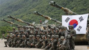 El Ejército surcoreano despliega un nuevo misil antibúnkeres por amenaza norcoreana - AlbertoNews