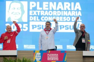 El chavismo instaló mesas de trabajo para definir los candidatos a las elecciones regionales y parlamentarios de abril - AlbertoNews