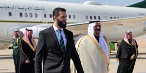 El presidente interino sirio visita Arabia Saudí en su primer viaje oficial al extranjero