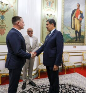 Enviado especial de Trump se reunió con Maduro en Miraflores
