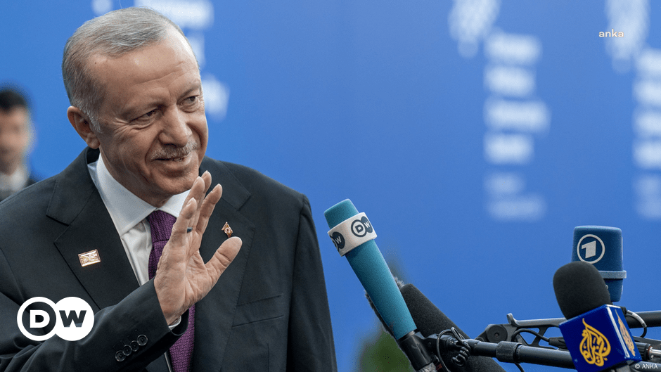 Erdogan rechaza los planes de Trump para Gaza – DW – 10/02/2025