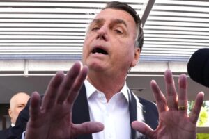 Fiscalía de Brasil imputa a Bolsonaro por intento de golpe de Estado
