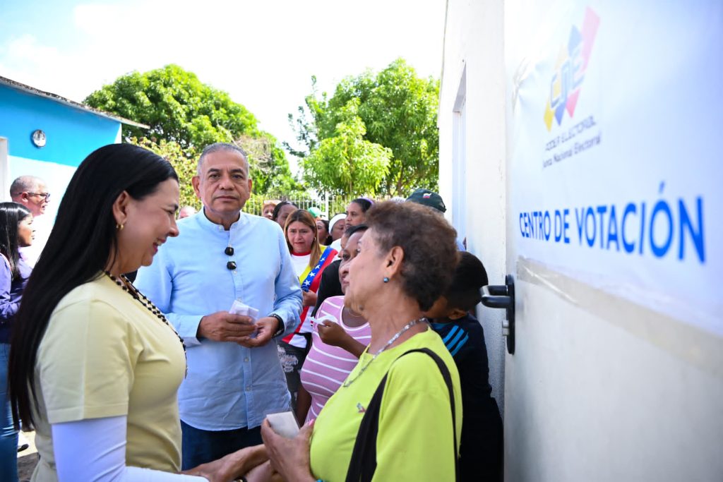 Gobernador de Bolívar resaltó participación en Consulta Popular Nacional 2025 | Diario El Luchador