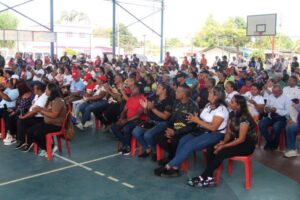 Gobernador realizó encuentro con voceros comunales en Angostura del Orinoco | Diario El Luchador