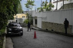 embajada mottola