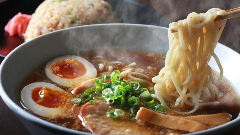 Guía rápida de utensilios básicos que necesitas para convertirte en un experto en ramen