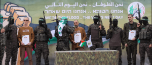 Hamás libera a tres rehenes israelíes en Gaza