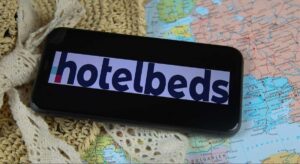 Hotelbeds saldrá a bolsa a 11,5 euros que implica una valoración de 2.784 millones y un descuento del 12% frente al sector