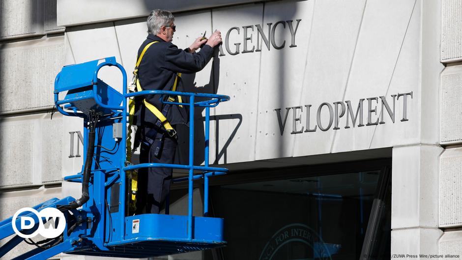 Justicia de EE.UU. bloquea orden de congelar ayuda exterior – DW – 14/02/2025