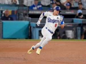 "Kike" Hernández seguirá con los Dodgers
