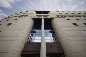 La Audiencia de Navarra rebaja de 15 a 14 años la pena a dos condenados por la violación de los Sanfermines de 2016
