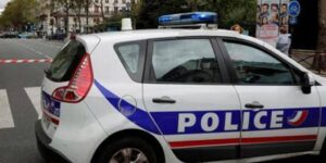 La Policía francesa dispara a un hombre armado con dos sables que amenazó «directamente» a los agentes