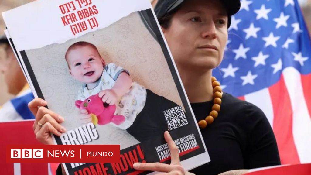 La historia de la familia Bibas, los israelíes con raíces argentinas y peruanas cuyos cuerpos entregó Hamás a Israel